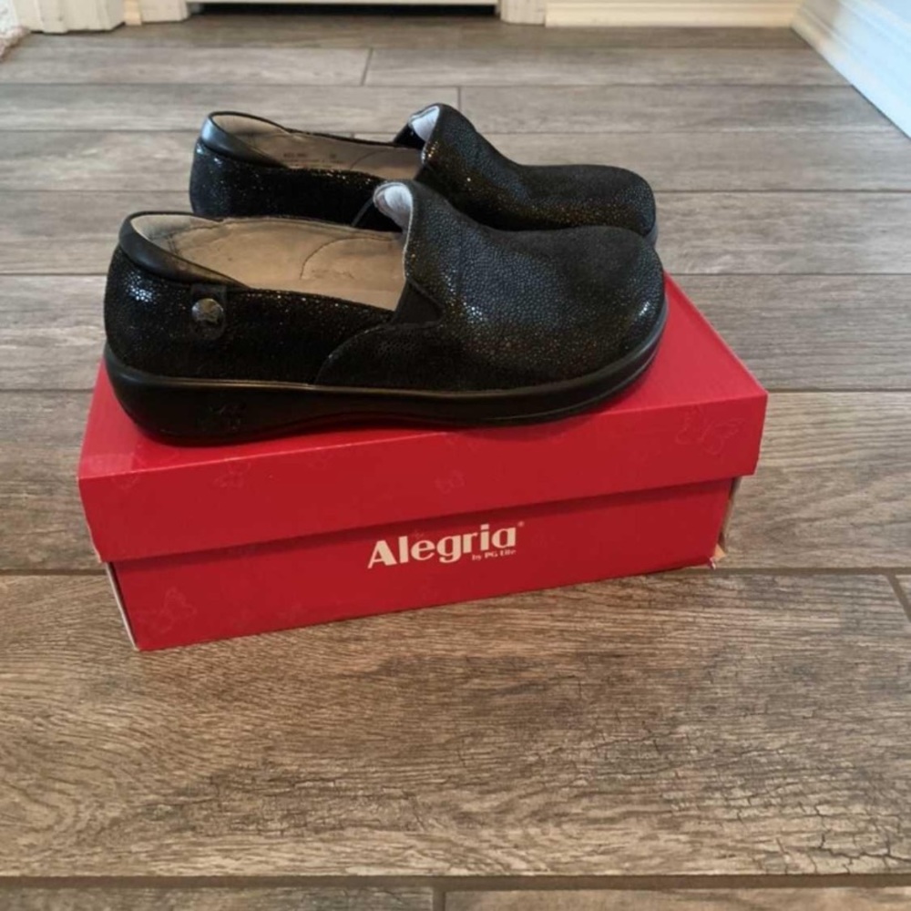 Alegria NWT! Size 36- fit true to a 6. Smoke free.